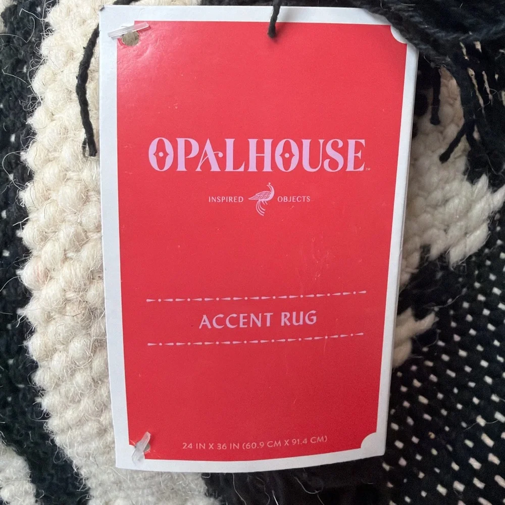 NWT OPALHOUSE‎ SMALL RUG 24”x36